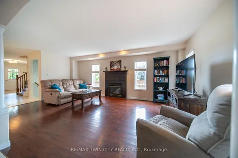 211 Theodore Schuler Blvd, Wilmot, ON N3A 4N8