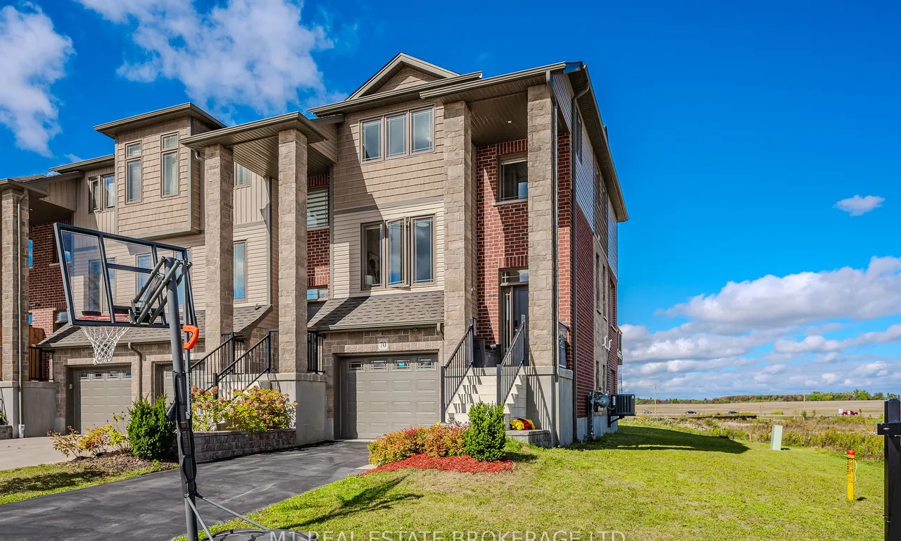 70 Loxleigh Lane, Woolwich, ON N0B 1M0