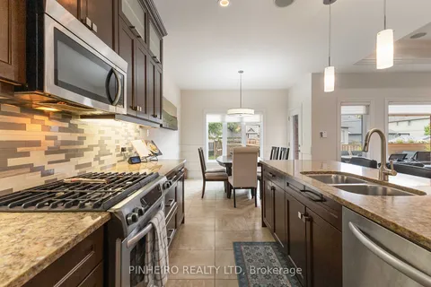 7 Riness Dr, Thames Centre, ON N0L 1G3