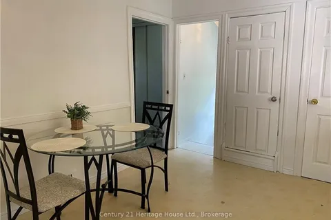 421 Chatham St, Brantford, ON N3S 4J4