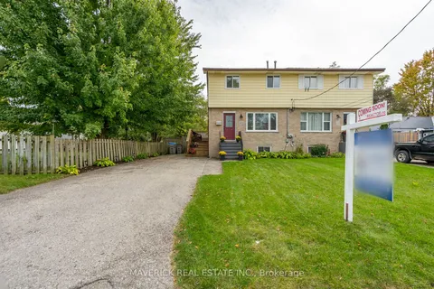 102 Clarence St, Strathroy-Caradoc, ON N7G 1H3