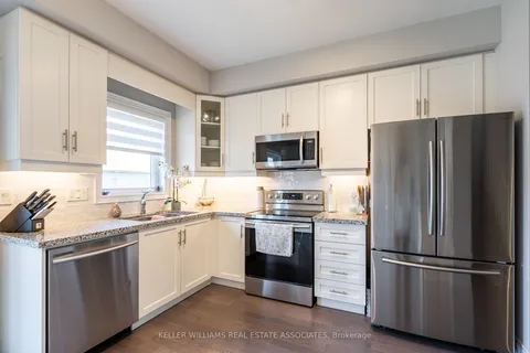 12 Marr Lane, Hamilton, ON L9K 0K1