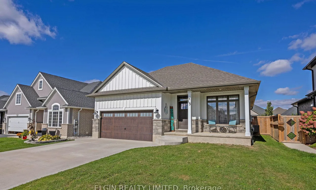 15 Muirfield Dr, St. Thomas, ON N5R 0K3