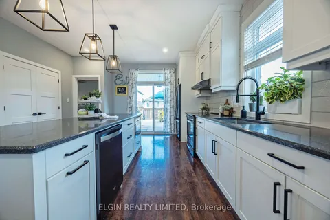 15 Muirfield Dr, St. Thomas, ON N5R 0K3