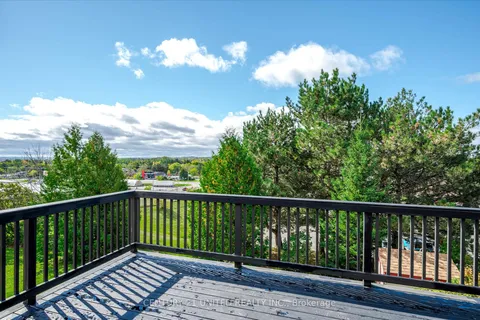 156 Haden Ave, Peterborough, ON K9H 7P6