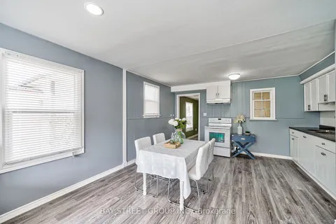 6285 Skinner St, Niagara Falls, ON L2G 2Y6