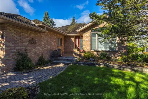 3 Squires Row, Kawartha Lakes, ON K0M 1A0