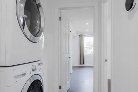 140 Westwood Cres, Welland, ON L3C 4R3