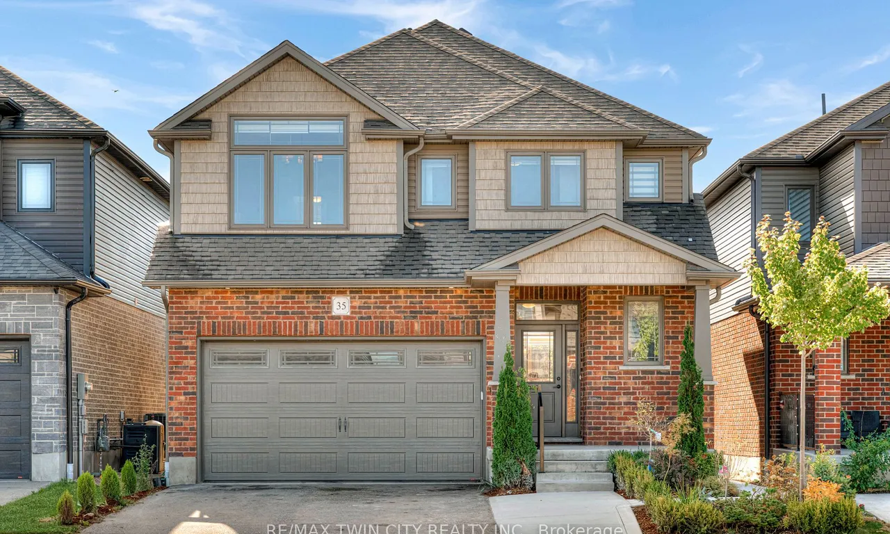 35 Loxleigh Lane, Woolwich, ON N0B 1M0