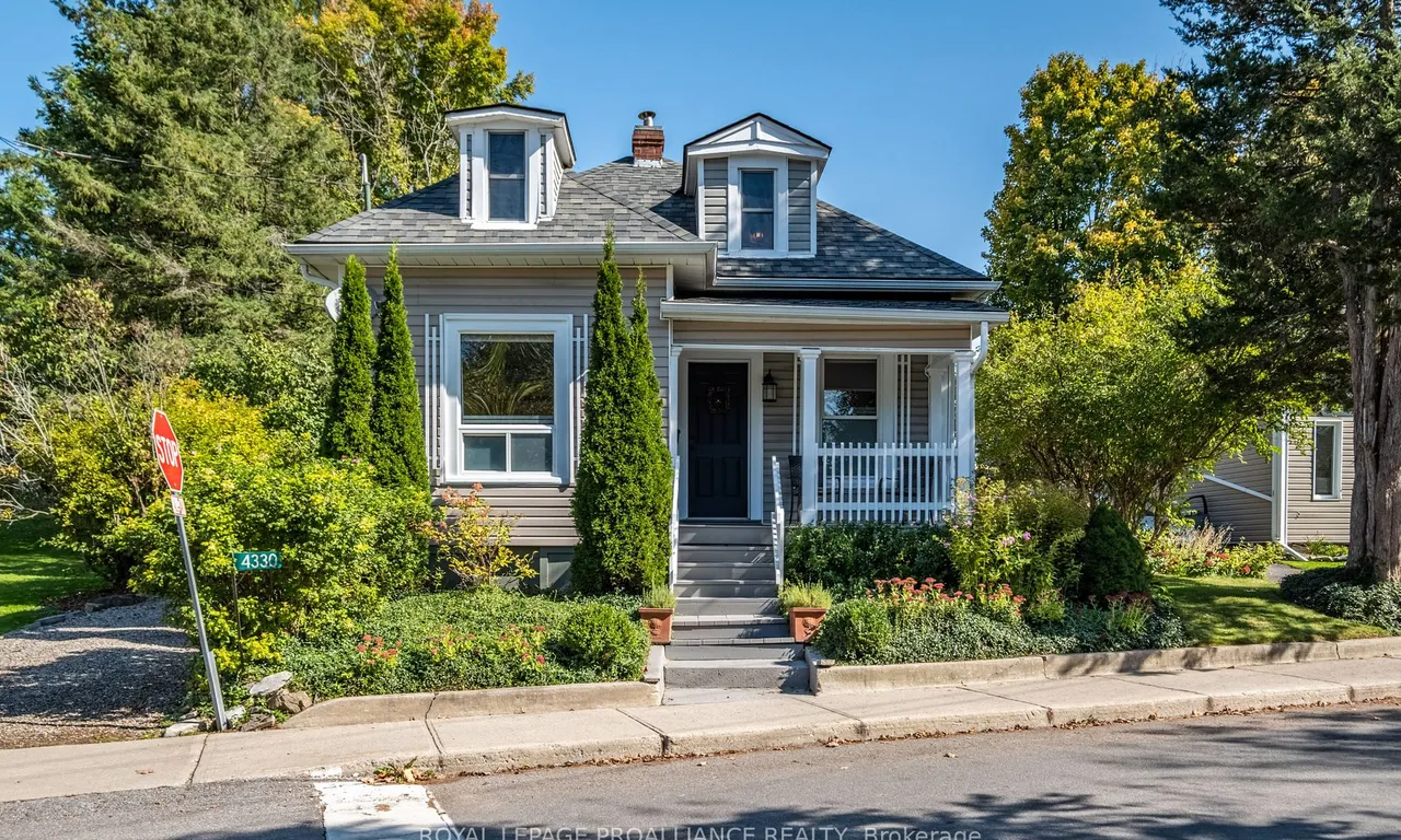 4330 William St, South Frontenac, ON K0H 2Y0