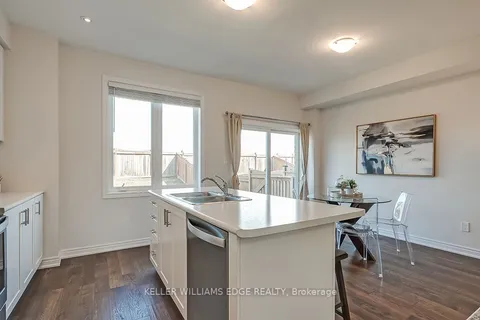 31 Pinot Cres, Hamilton, ON L8E 6G5