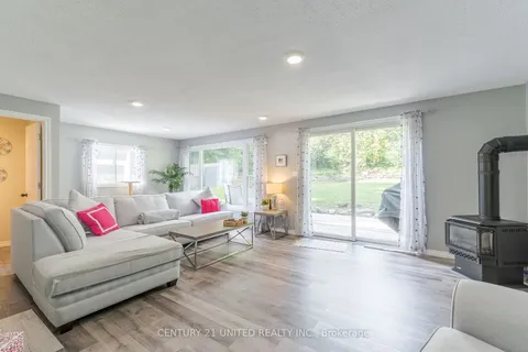 1479 Westbrook Dr, Peterborough, ON K9J 6R5