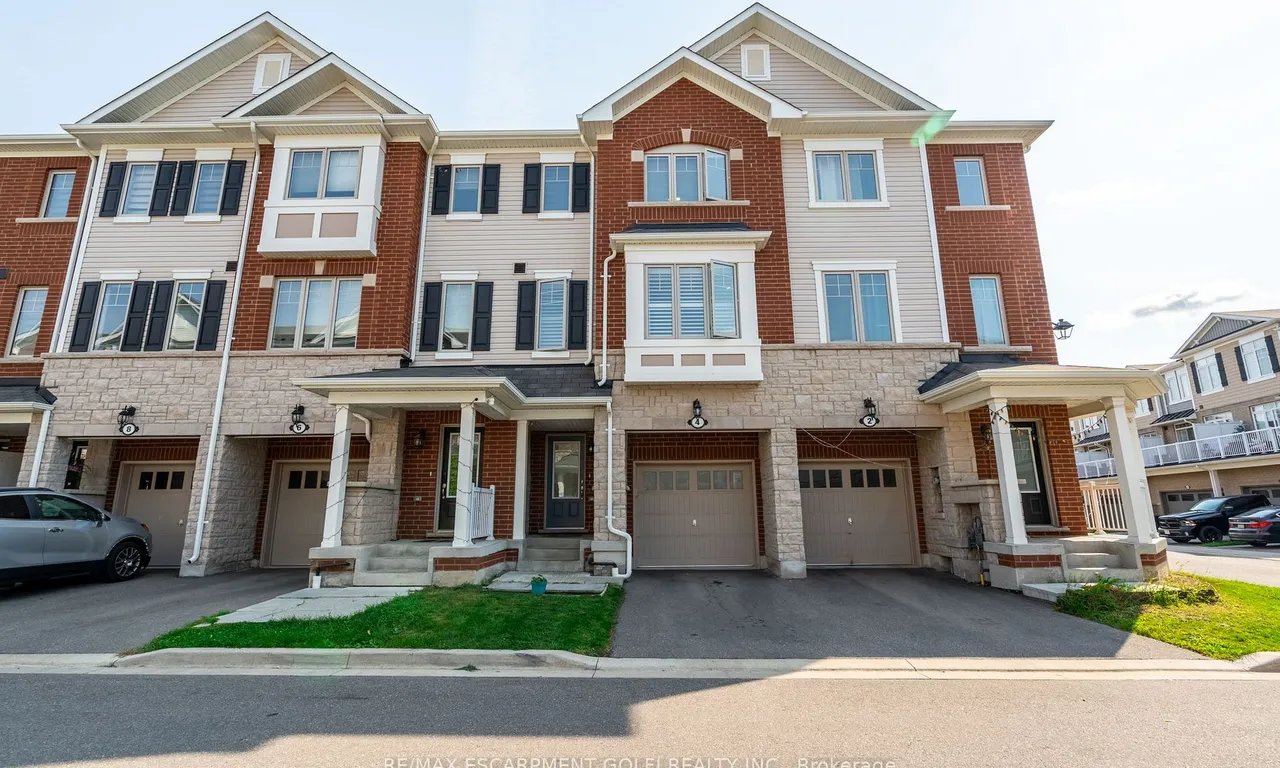 4 Rapids Lane, Hamilton, ON L8K 0A3