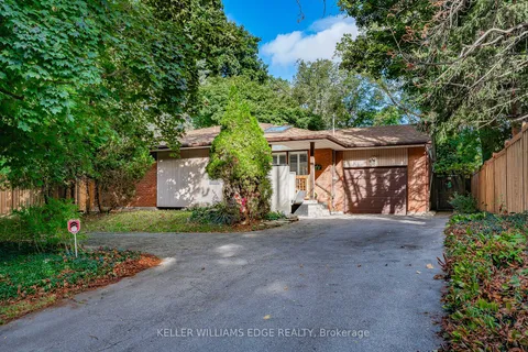 38 Osler Dr, Hamilton, ON L9H 4B1