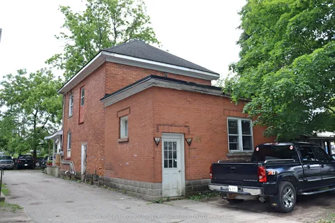 194 Talbot Street, Aylmer, ON N5H 1H7