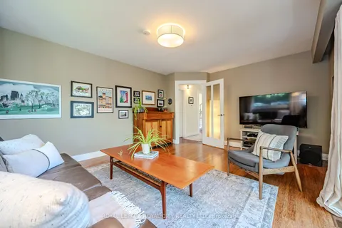 940 Watson Rd, Puslinch, ON N0B 2J0