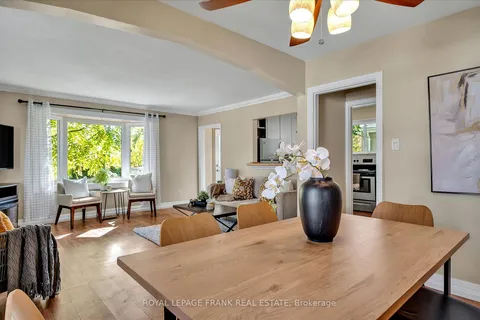 494 Wellington St, Peterborough, ON K9H 5C5