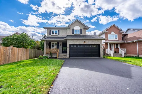 44 Mount Pleasant Dr, Hamilton, ON L8W 3H3