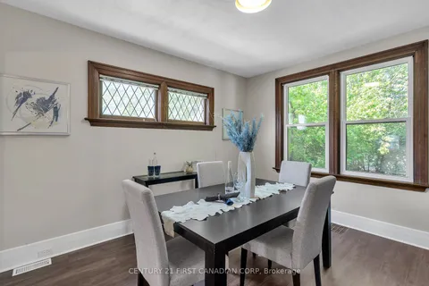 107 Oxford St, London, ON N6H 1R8
