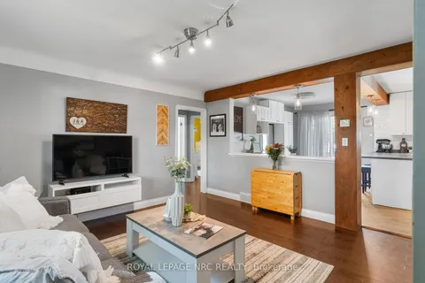 47 Beamer Ave, St. Catharines, ON L2M 2L6