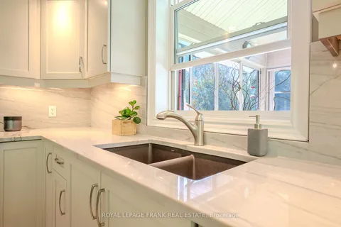 101 McGregor Dr, Kawartha Lakes, ON K0M 1A0