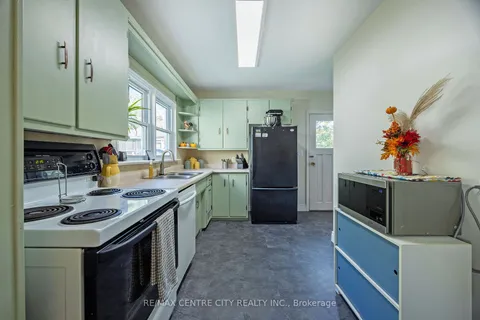 47 Park Ave, St. Thomas, ON N5R 4V9