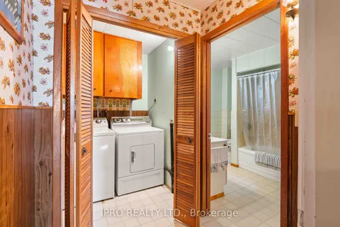 16 Leeson St, East Luther Grand Valley, ON L9W 5S5