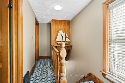 4027 Main St, Niagara Falls, ON L2G 6B9