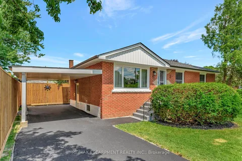 77 Inchlee Dr, Hamilton, ON L9A 1V8