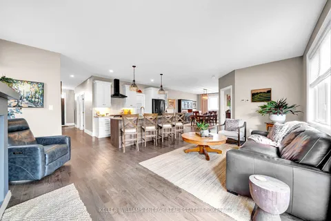 8 Curtis St, Prince Edward County, ON K0K 2T0