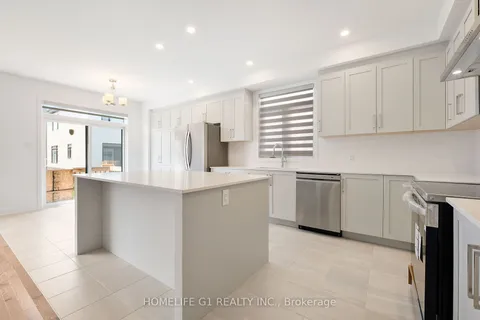 456 Turmeric Crt, Ottawa, ON K2S 2X7