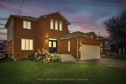 717 Carlisle St, Cobourg, ON K9A 5E6