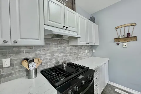 49 Todd Cres, Southgate, ON N0C 1B0