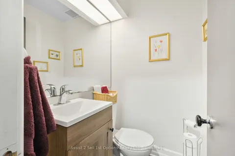 2010 Alta Vista Dr, Ottawa, ON K1H 7L1