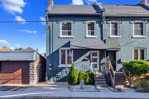 56 Colbourne St, Hamilton, ON L8R 2G5