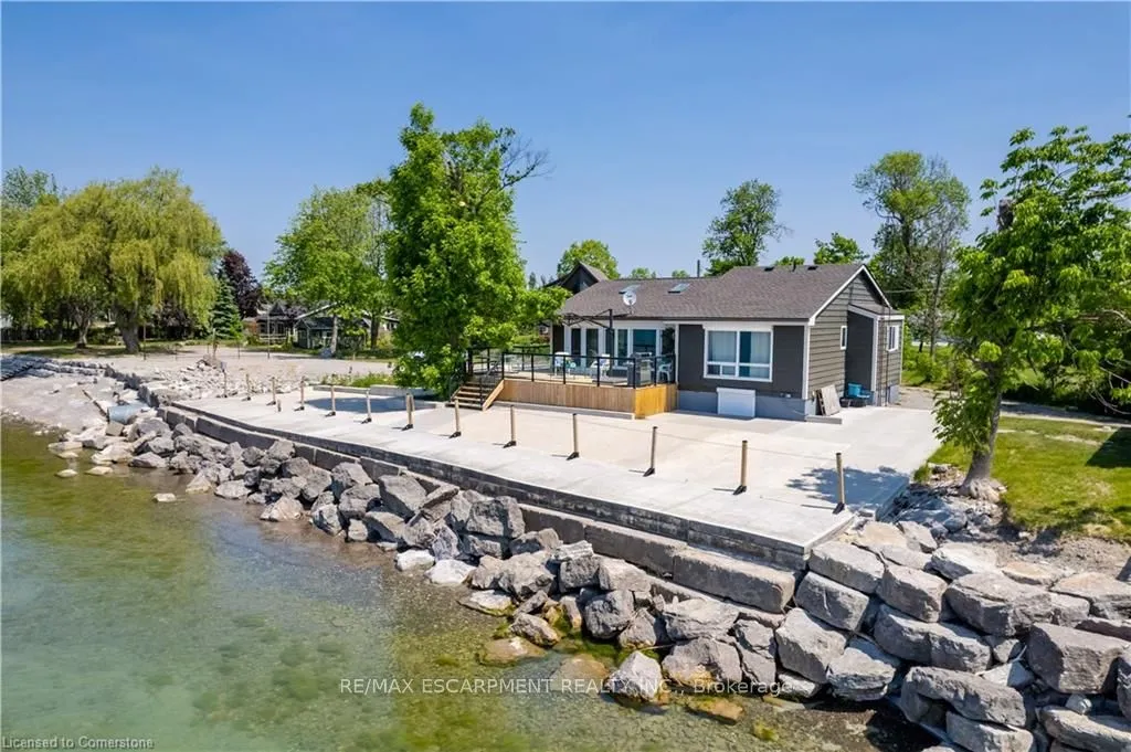 61 Horseshoe Bay Rd, Haldimand, ON N1A 2W8