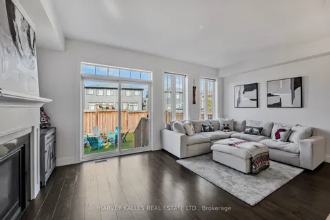 203 Yellow Birch Cres, Blue Mountains, ON L9Y 0Z3