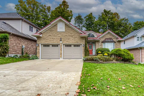 532 Birchleaf Walk, Waterloo, ON N2T 2W5