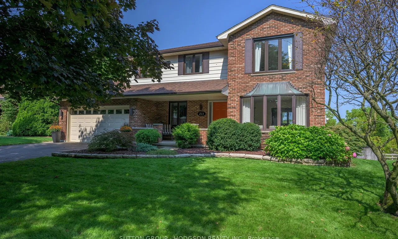 211 Somerset Cres, London, ON N6K 3S5