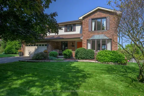 211 Somerset Cres, London, ON N6K 3S5