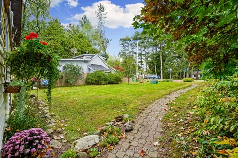 8 Durham St, Cramahe, ON K0K 1S0