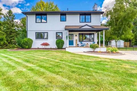 6730 O&apos;banwell St, Plympton-Wyoming, ON N0N 1E0