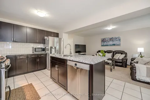 12 Summerfield Dr, Guelph, ON N1L 1T6