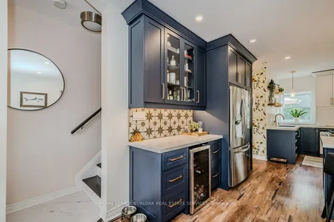 450 Herkimer St, Hamilton, ON L8P 2J3