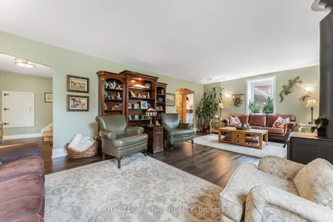 1562 Ridge Rd, Fort Erie, ON L0S 1N0