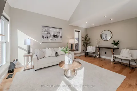 623 Cardiff St, Waterloo, ON N2T 2P4