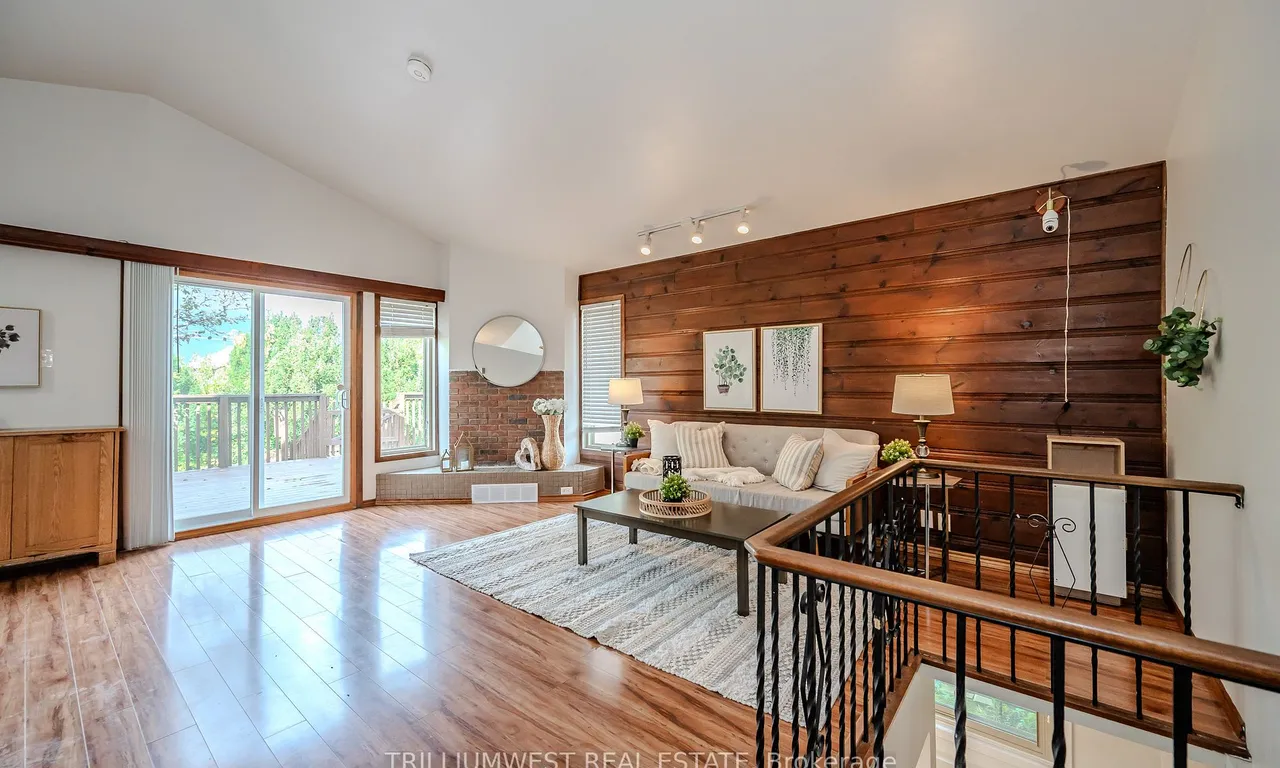 58 Fifth Ave, Kitchener, ON N2C 1P4