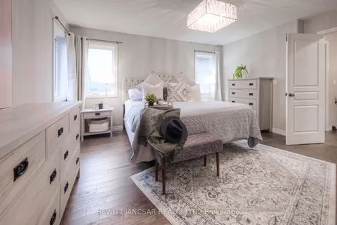 66 Lock St, East Zorra-Tavistock, ON N0J 1M0