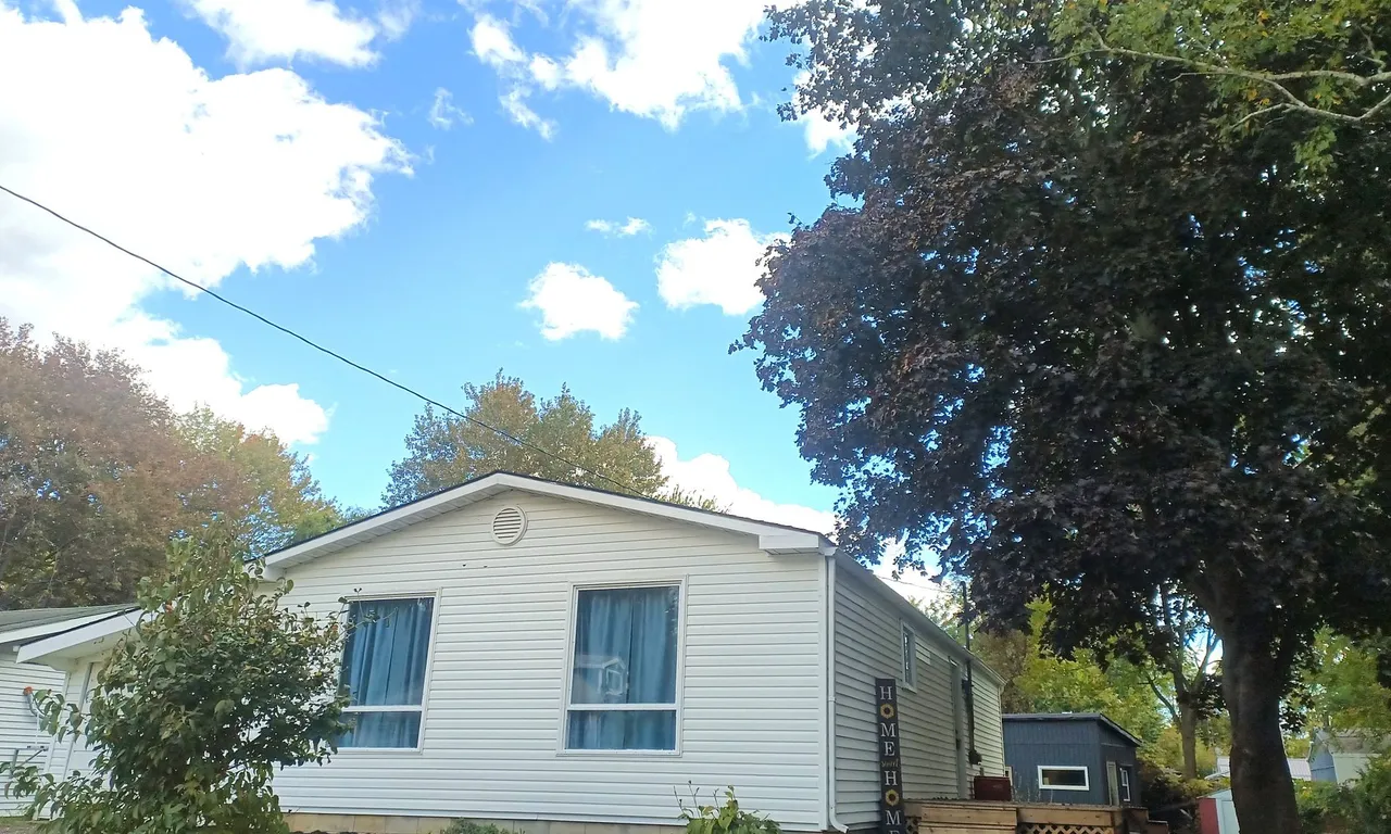 146 Frederic St, West Elgin, ON N0L 2P0