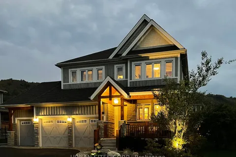 112 Venture Blvd, Blue Mountains, ON L9Y 0B6